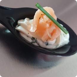 cuillère mousse de boursin / saumon fumé
