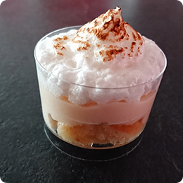 Verrine mousse de pamplemousse meringuée