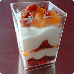 verrine tiramisu au chèvre / fruits moelleux